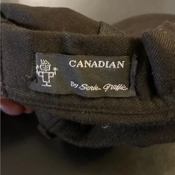 Chablis Cap ‘CANADIAN’ By Serie Graffic - Picture 10 of 12